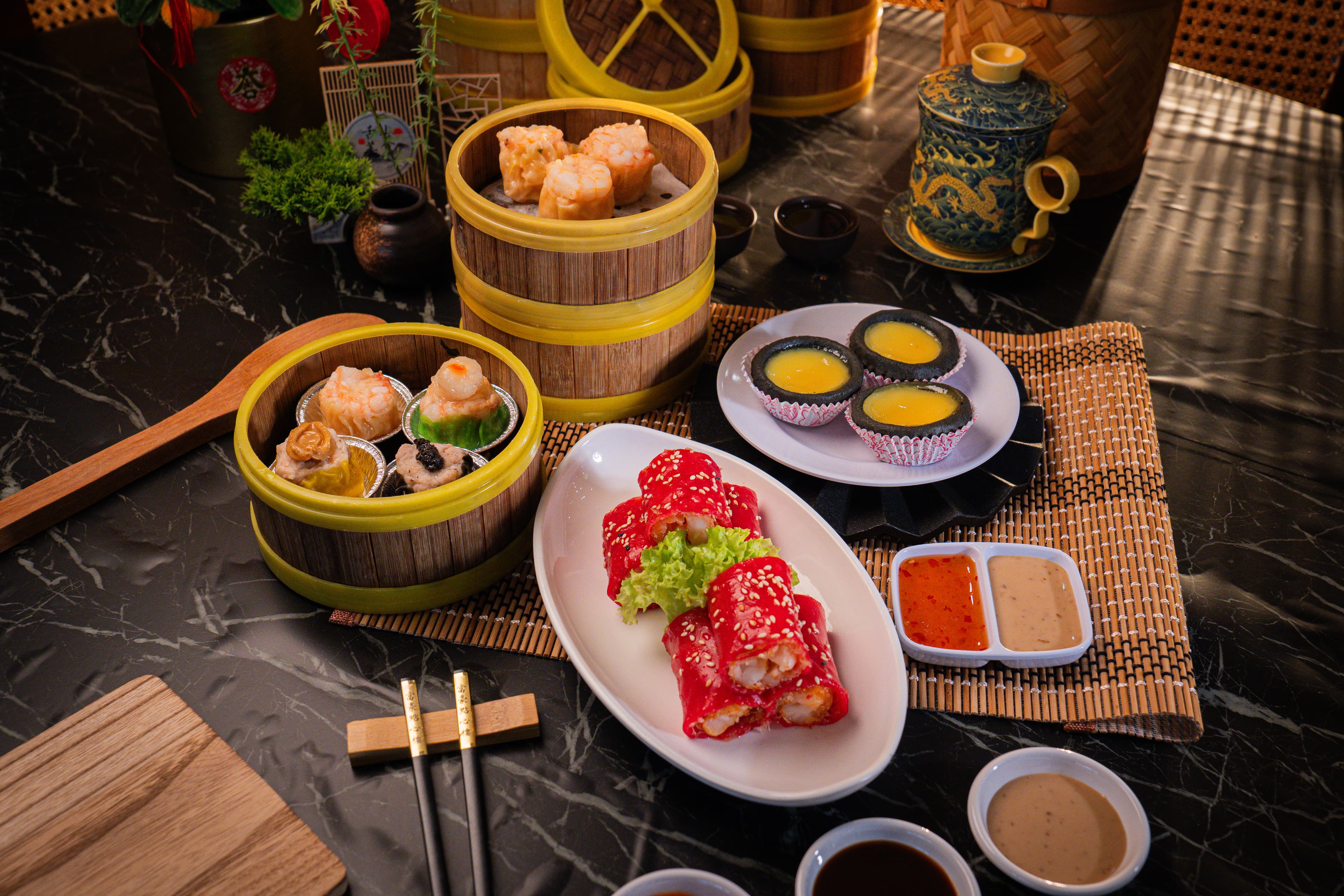 Foo Hou Dim Sum full dim sum spread table setting