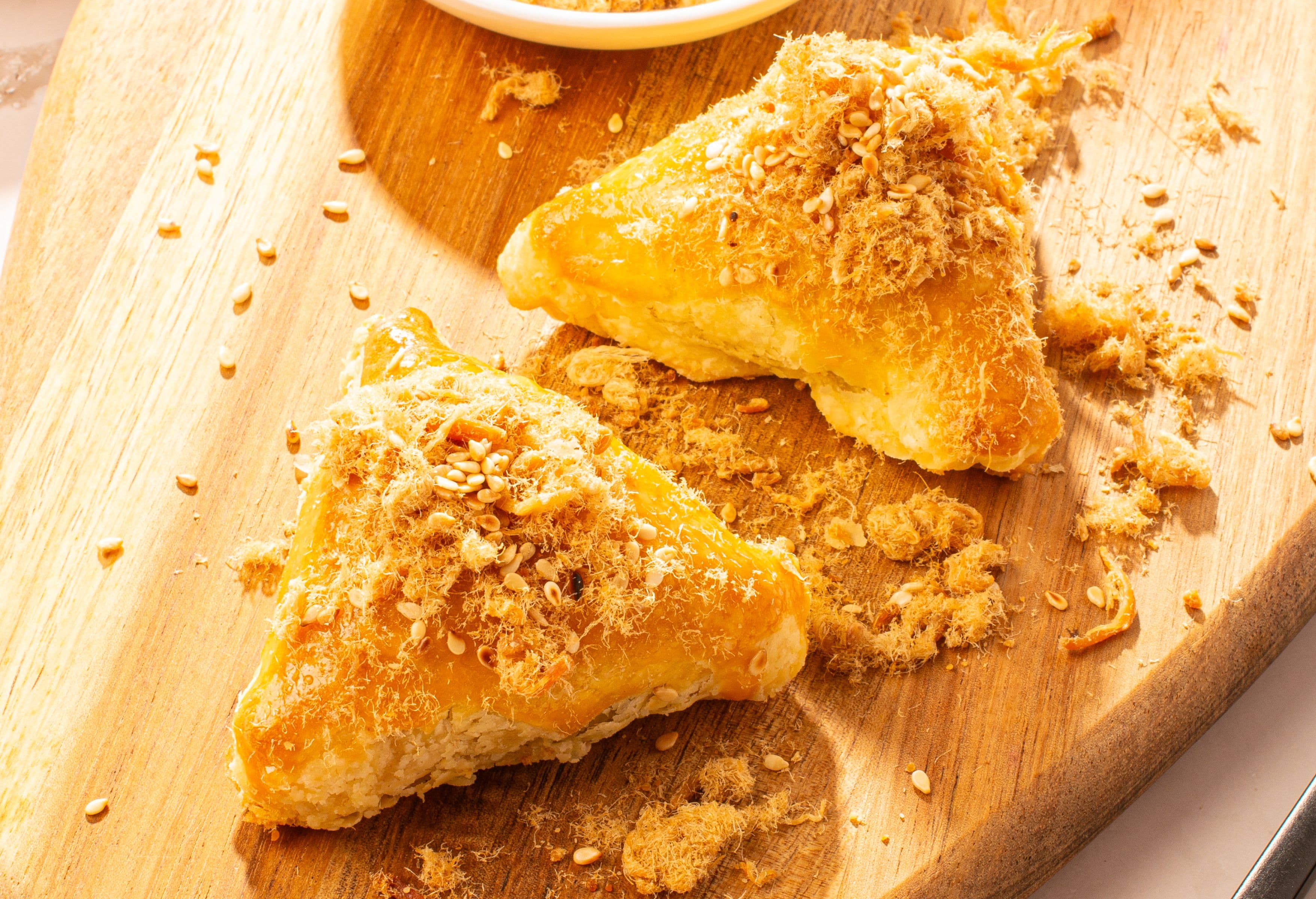 Foo Hou Dim Sum 肉松叉烧酥 Baked BBQ Pork Puff with Meat Floss
